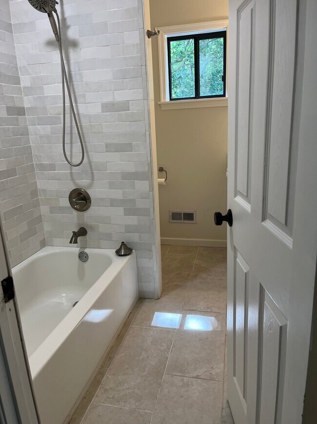 Foto del edificio - 8540 Perch Ct