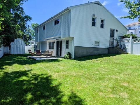 Building Photo - 5 Restmere Ter