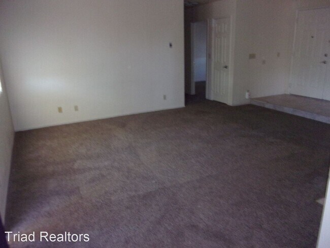 Building Photo - 3 br, 2 bath House - 7451 Goleta Ave