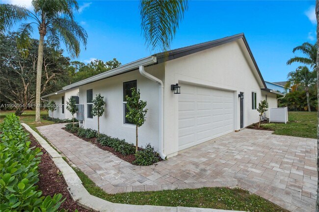 Foto del edificio - 12090 164th Ct N