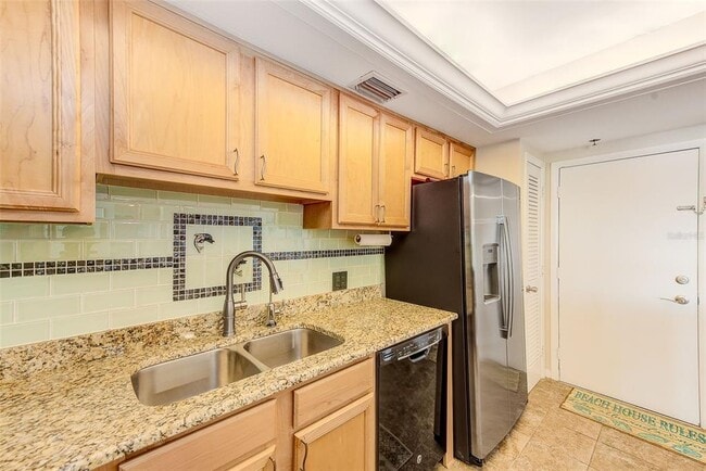 Building Photo - 3820 Gulf Blvd