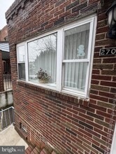 Building Photo - 2707 S 9th St