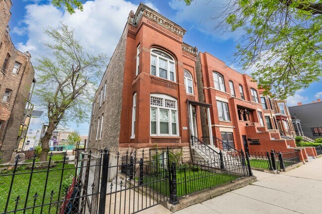 Building Photo - 2011 S Ashland Ave