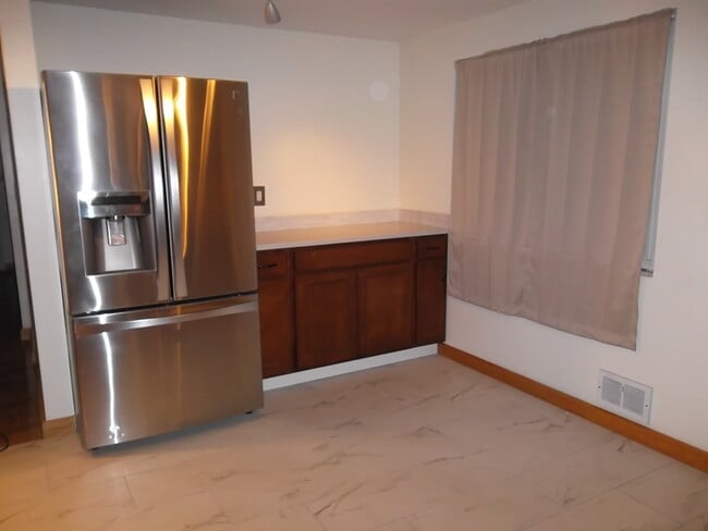 Foto del edificio - 2617 Bethel Crest Dr