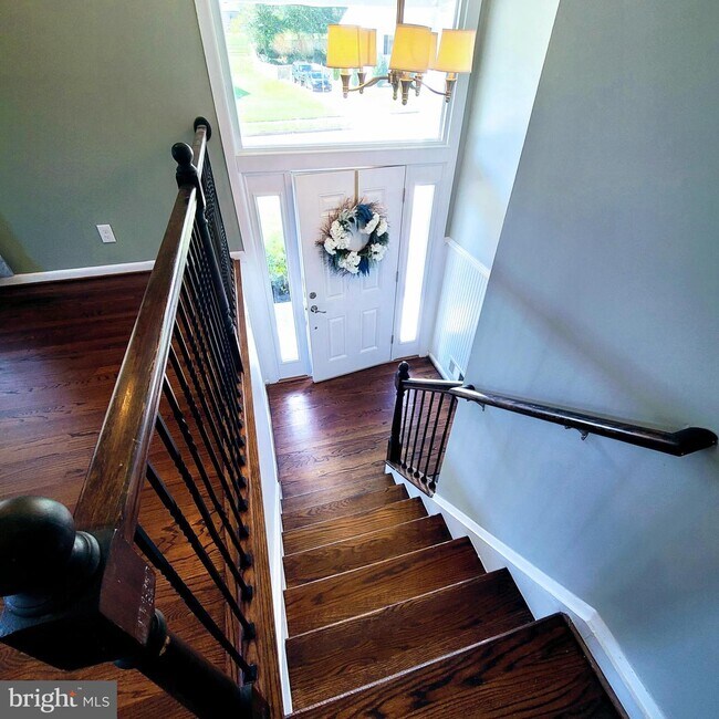 Foto del edificio - 8707 Valleyfield Rd