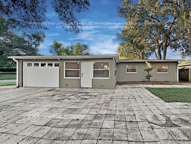 Building Photo - 2302 Carroll Grove Dr