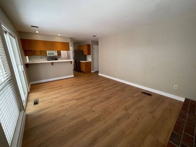 Building Photo - 4458 Highplains Dr