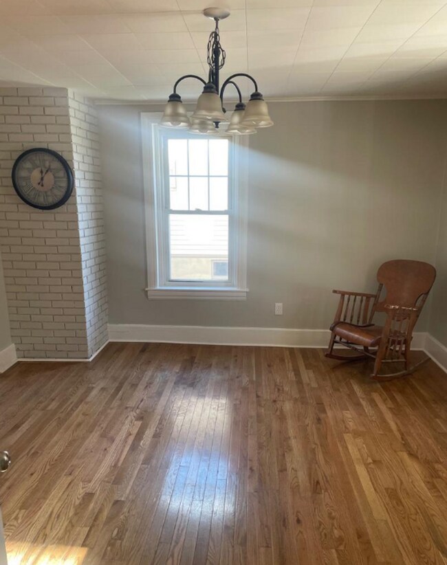 Foto del edificio - Beautiful 4 Bedroom, 1.5 Bath Colonial Style Home in Central York Schools!