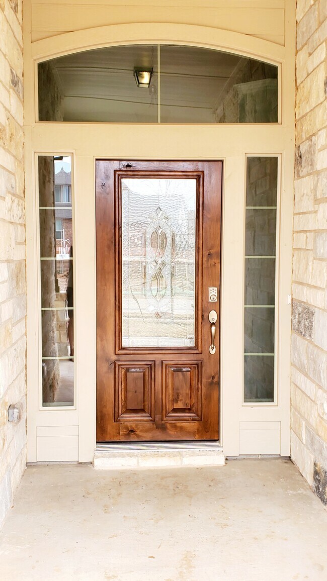 Foto del edificio - 705 Lister Dr