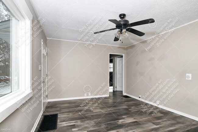 Building Photo - 3 br, 1 bath House - 5636 Crittenden Ave