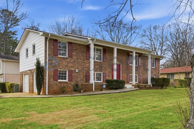 Foto del edificio - 2351 Emerald Falls Dr