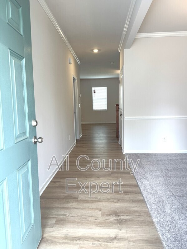 Photo - 273 Bloomfield Cir House