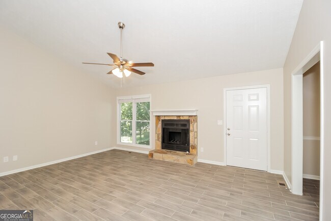 Foto del edificio - 2685 Springside Ct