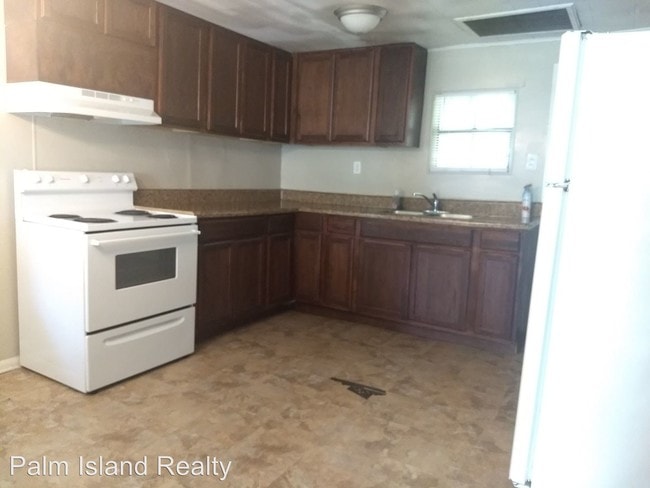 Building Photo - 2 br, 1 bath House - 1101 N Shannon Ave