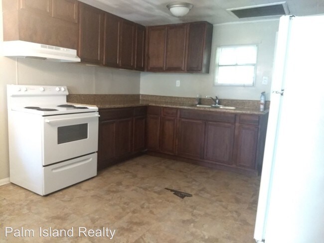 Foto del edificio - 2 br, 1 bath House - 1101 N Shannon Ave