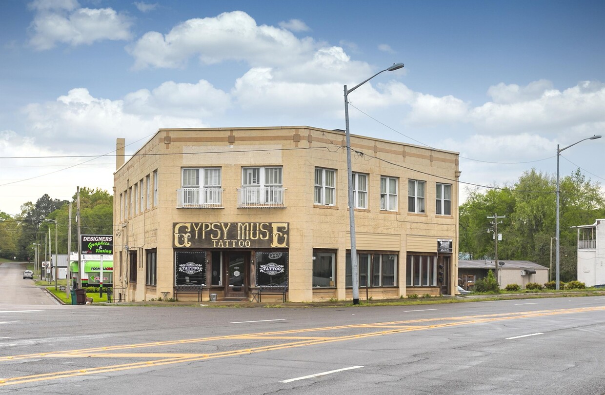 Primary Photo - 3928 N Jackson Hwy