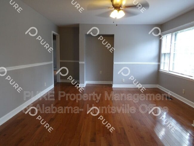 Building Photo - 2108 Linde St NW