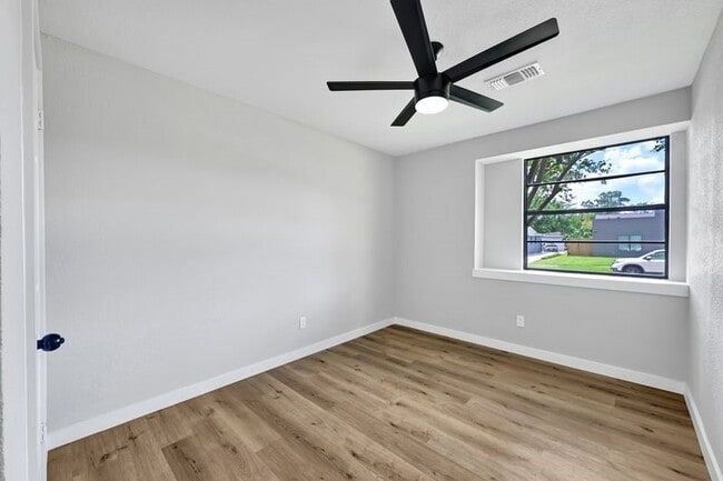 Building Photo - 5634 Cerritos Dr