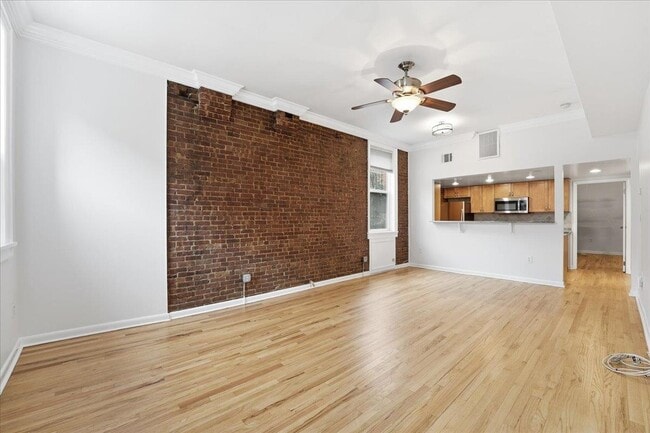 Building Photo - 941 Garden St