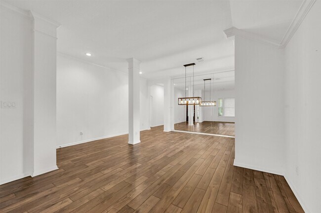 Foto del edificio - 8031 Clarion Way