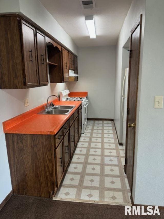 Foto del edificio - 1326 E 38th St