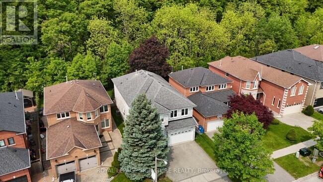 Building Photo - 88 Larratt Ln