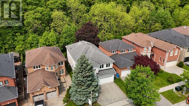 Photo du bâtiment - 88 Larratt Ln