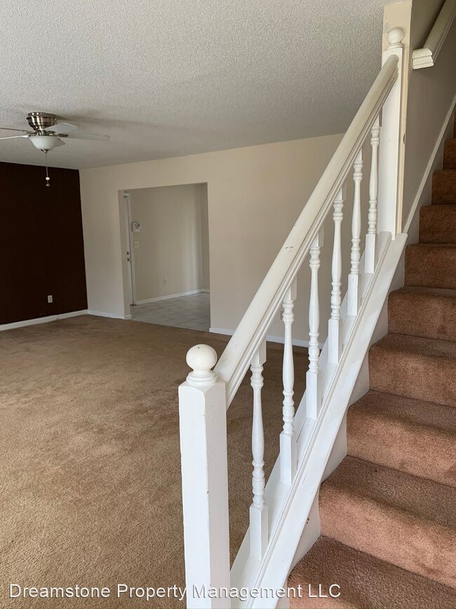 Building Photo - 4 br, 2 bath House - 1229 Regal Heights Drive