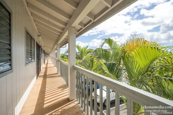 Building Photo - 98-640 Moanalua Loop