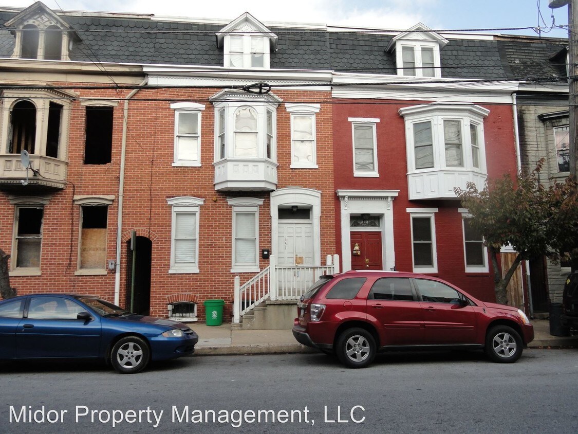 Primary Photo - 4 br, 1 bath House - 331 E KING ST