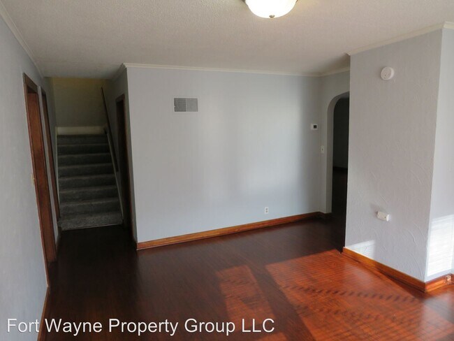 Building Photo - 3 br, 2 bath House - 108 Walnut Street
