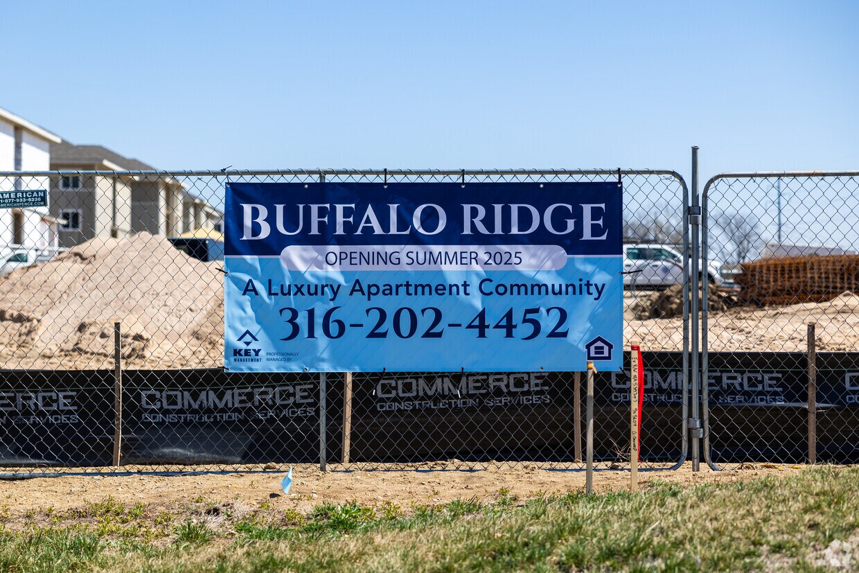 800 E US Highway 54 - Buffalo Ridge Apartments