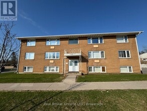 Building Photo - 301 West Street N