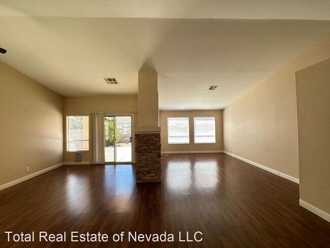 Building Photo - 3 br, 3 bath House - 4605 Casa Bonita Dr