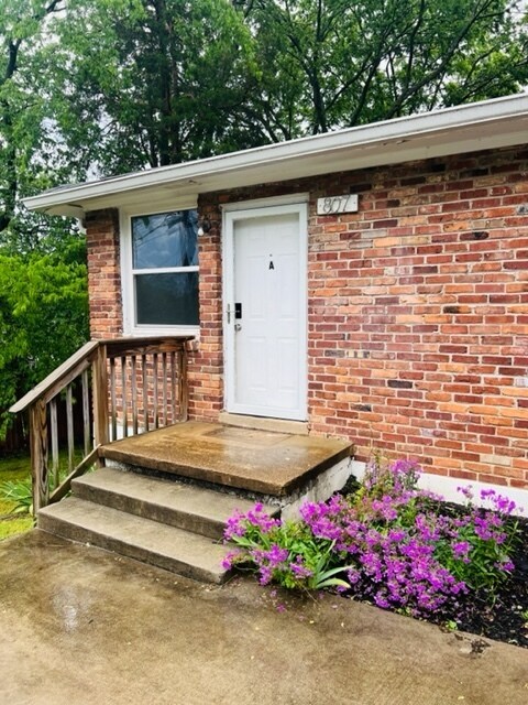 Foto del edificio - 2BR/1BA with washer and dryer included!