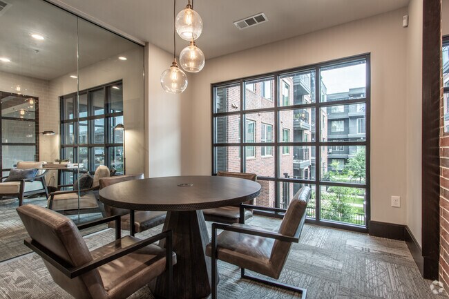 Centro de negocios - Ainsley Heights