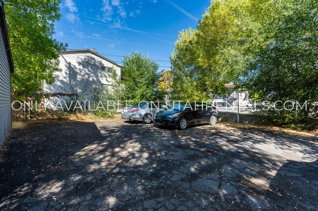 Foto del edificio - 547 E 200 N