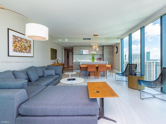 Foto del edificio - 1 br, 2 bath Condo - 650 NE 32nd St Luxury...