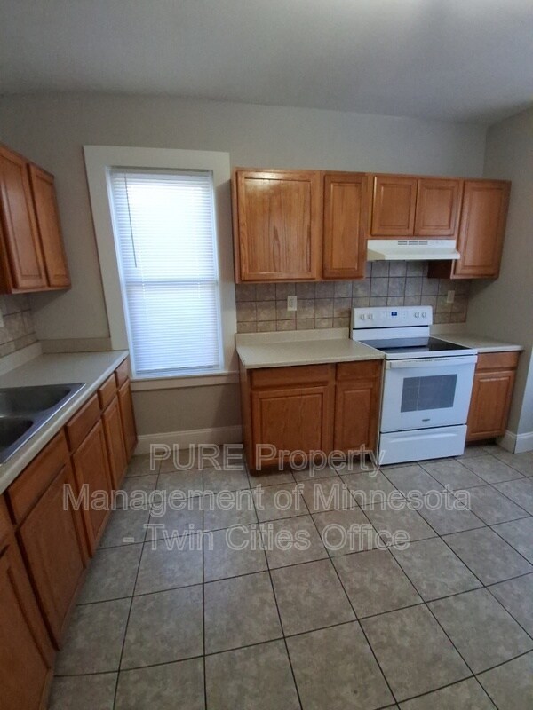 Foto del edificio - 885 Conway St