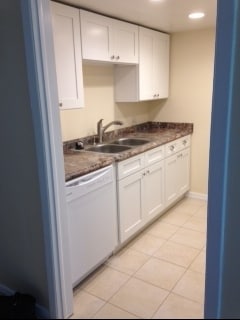 Building Photo - 2430 Harn Blvd