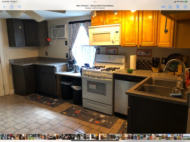 Fully equipped kitchen - 5819 S Galvez St