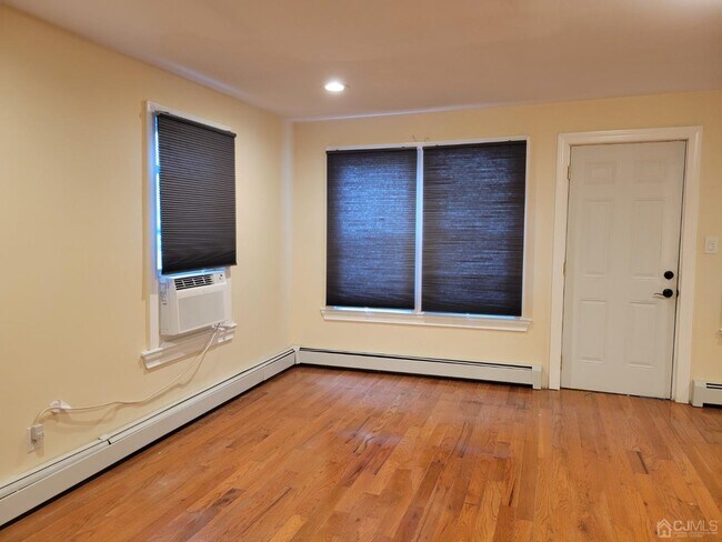 Foto del edificio - 3099 County Rd 516