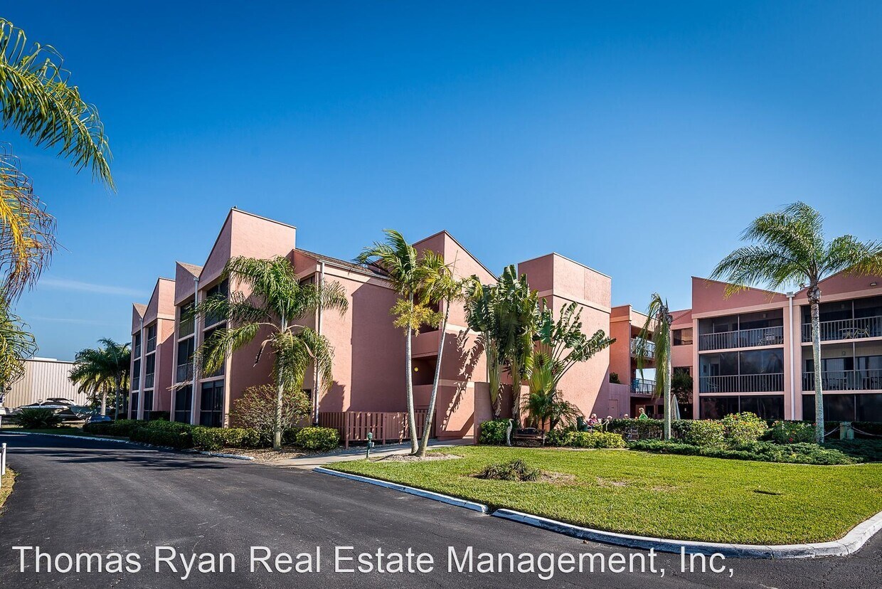 Foto principal - 3160 Matecumbe Key Rd