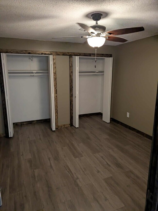 Foto del edificio - Little York North Apartments