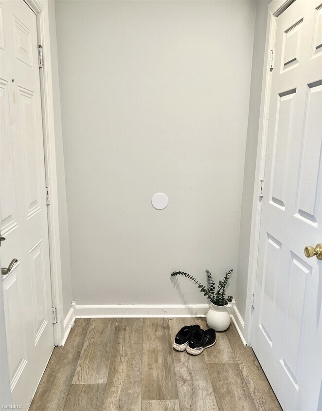 Foto del edificio - 4 br, 2 bath House - 918 West Mulberry Street