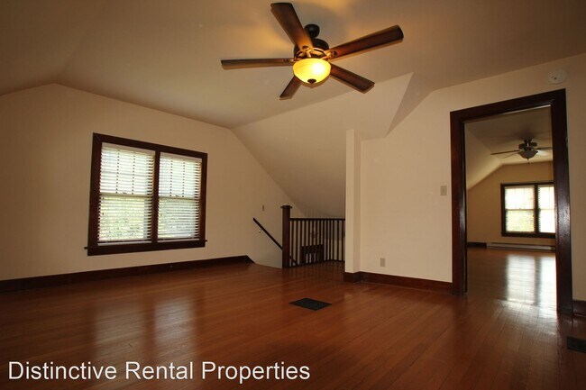 Building Photo - 3 br, 2 bath House - 127 Connolly Street