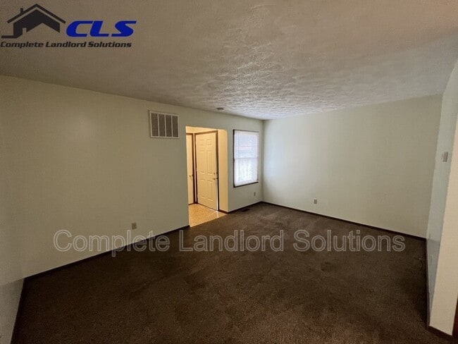 Building Photo - 4271 S Kian St