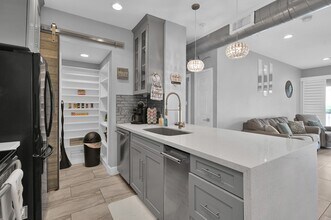 Building Photo - 12800 Melville Dr