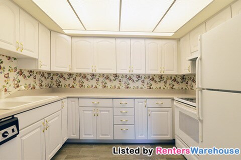 Building Photo - 6421 Colony Way