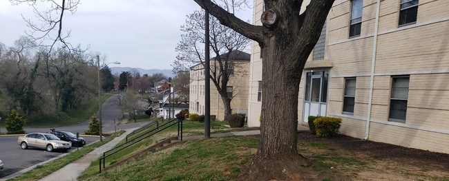 Foto del edificio - Terrace North and Terrace South Apartments